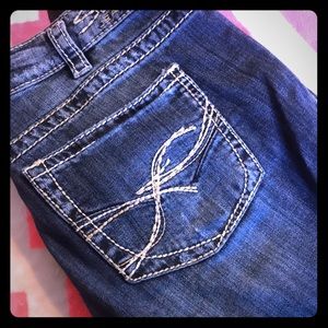 💖💖 Most comfy Silver Jeans Capris EVER💖💖